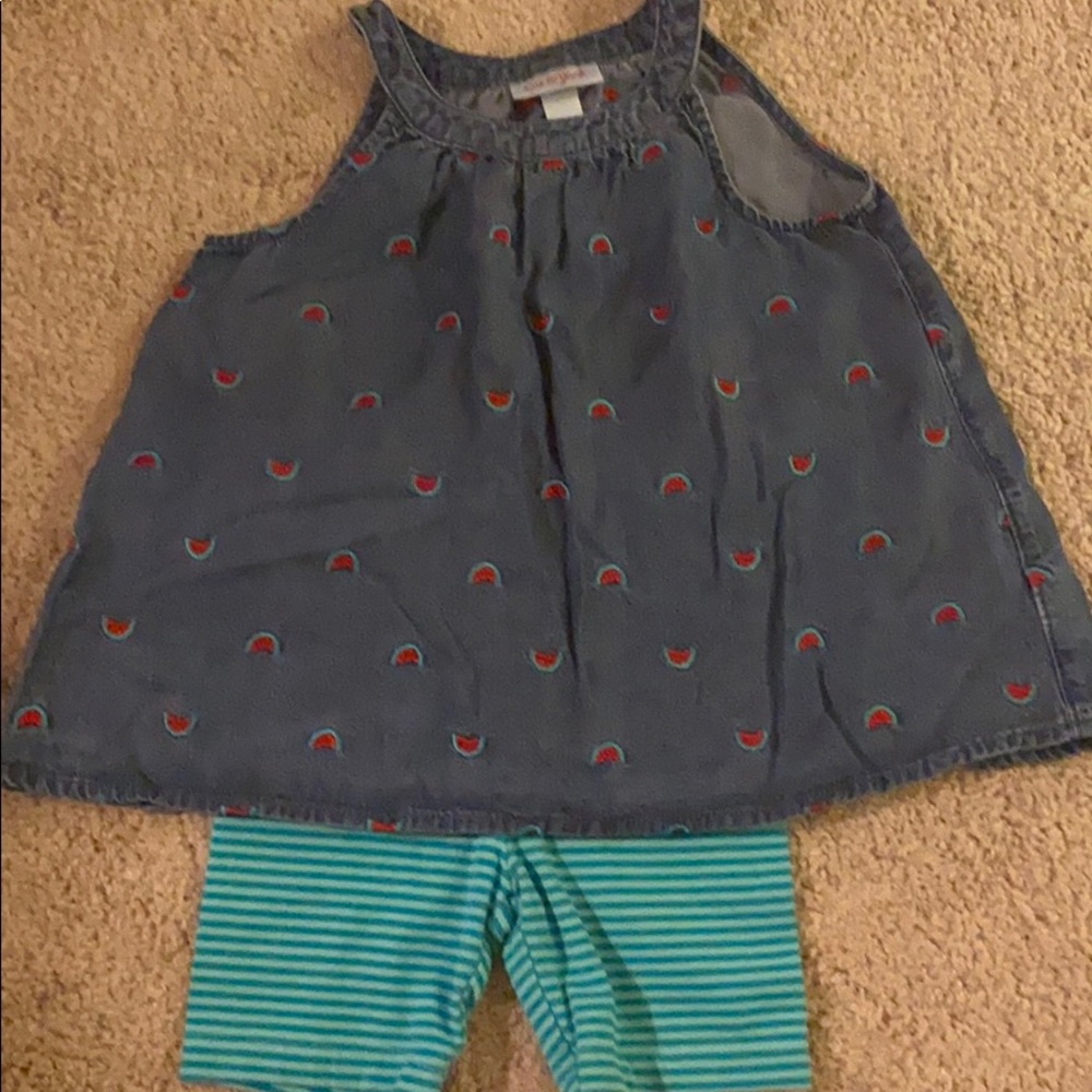 Super Cute Short Set - 3T 🍉